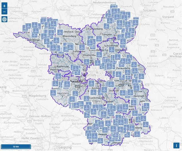 Brandenburg-Landkarte mit Icons von Windkraftanlagen